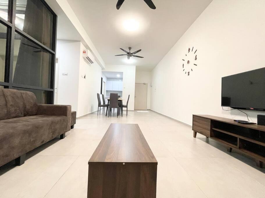 Apartamento Quartz Near To Jonker Walk With Infinity Pool Cozy 3B2B Malacca Exterior foto