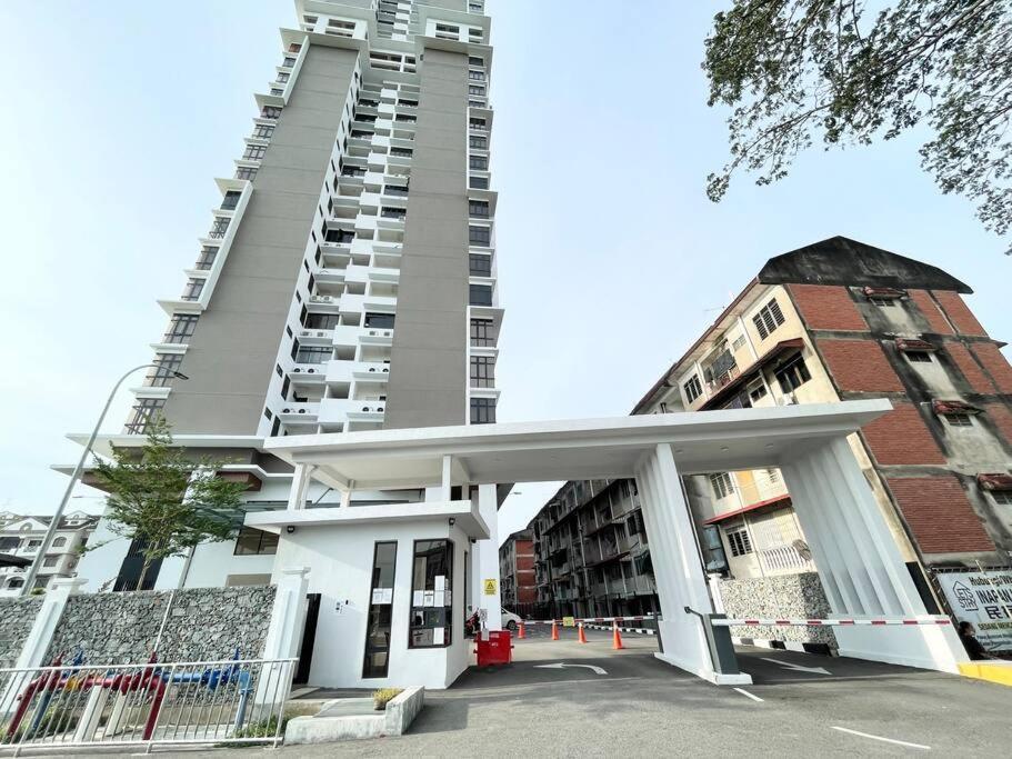 Apartamento Quartz Near To Jonker Walk With Infinity Pool Cozy 3B2B Malacca Exterior foto